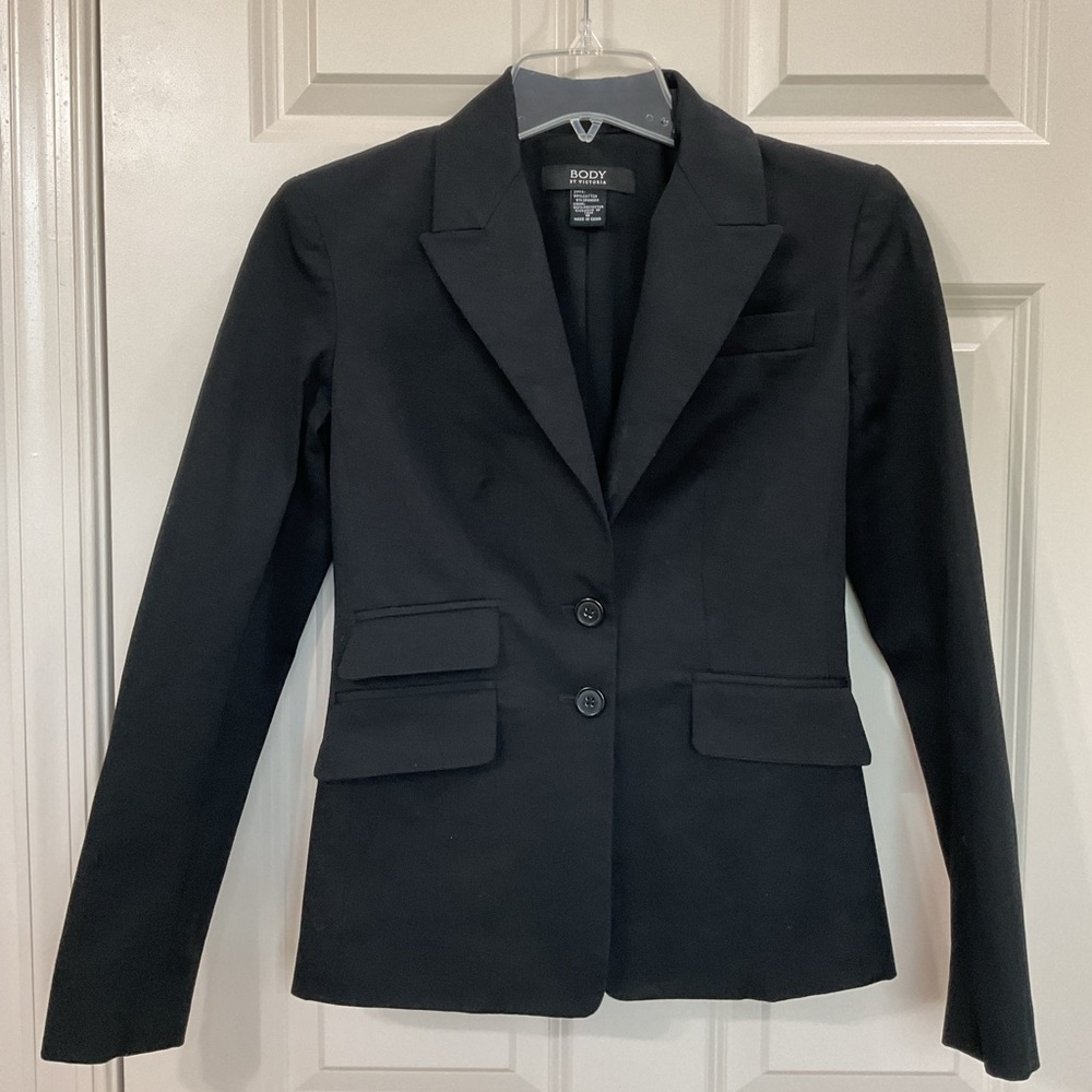 BODY By Victoria Black Suit Jacket. Size: 0.